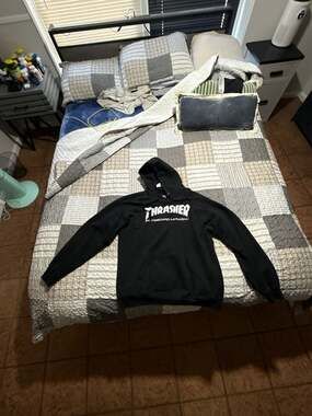 Thrasher Skateboard Magazine Skate Mag Pullover Hoodie Black Size Medium